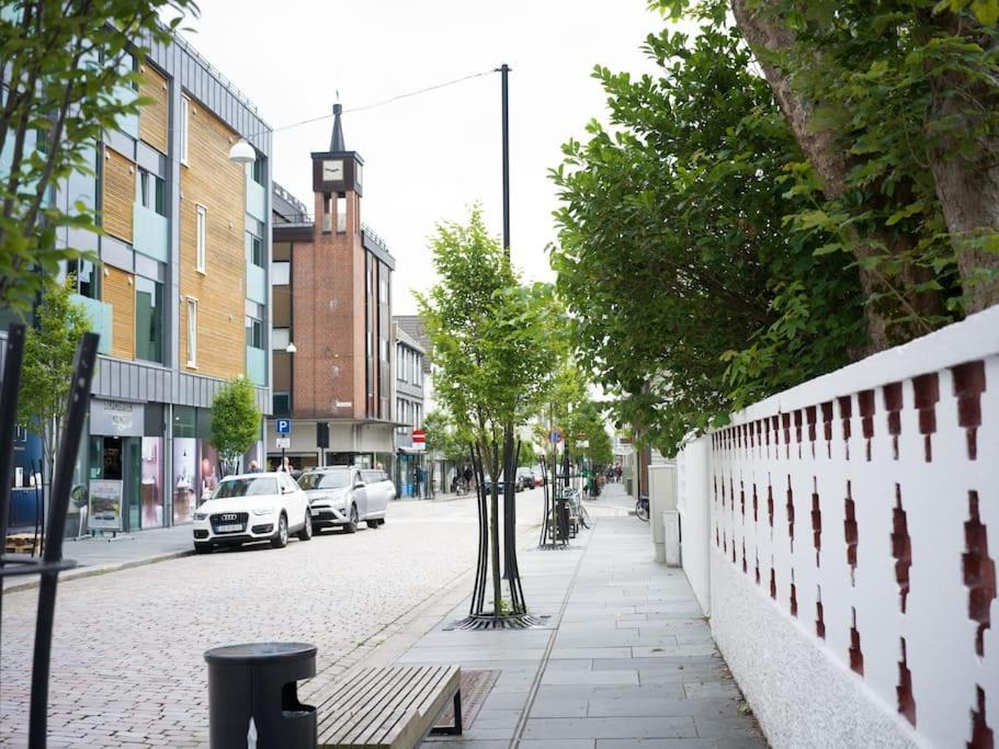 Ny Urban Leilighet Med Super Utsikt Haugesund Exterior foto